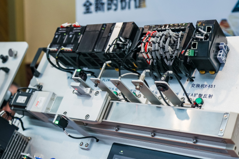 1724380408341609.jpg 7O1A7630_副本_编辑.jpg