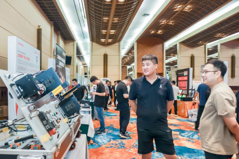 1724380532641326.jpg 7O1A7566_副本_编辑.jpg